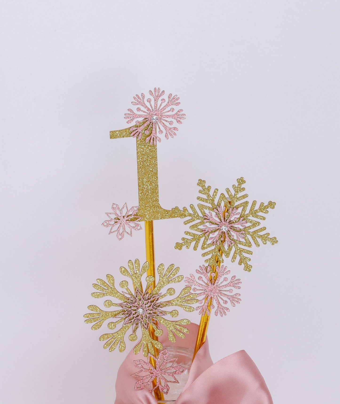 Winter Onederland Birthday Girl, 1st Birthday Girl Centerpiece, Snowflake Decoration, Pink and Gold Snowflake 1st Birthday