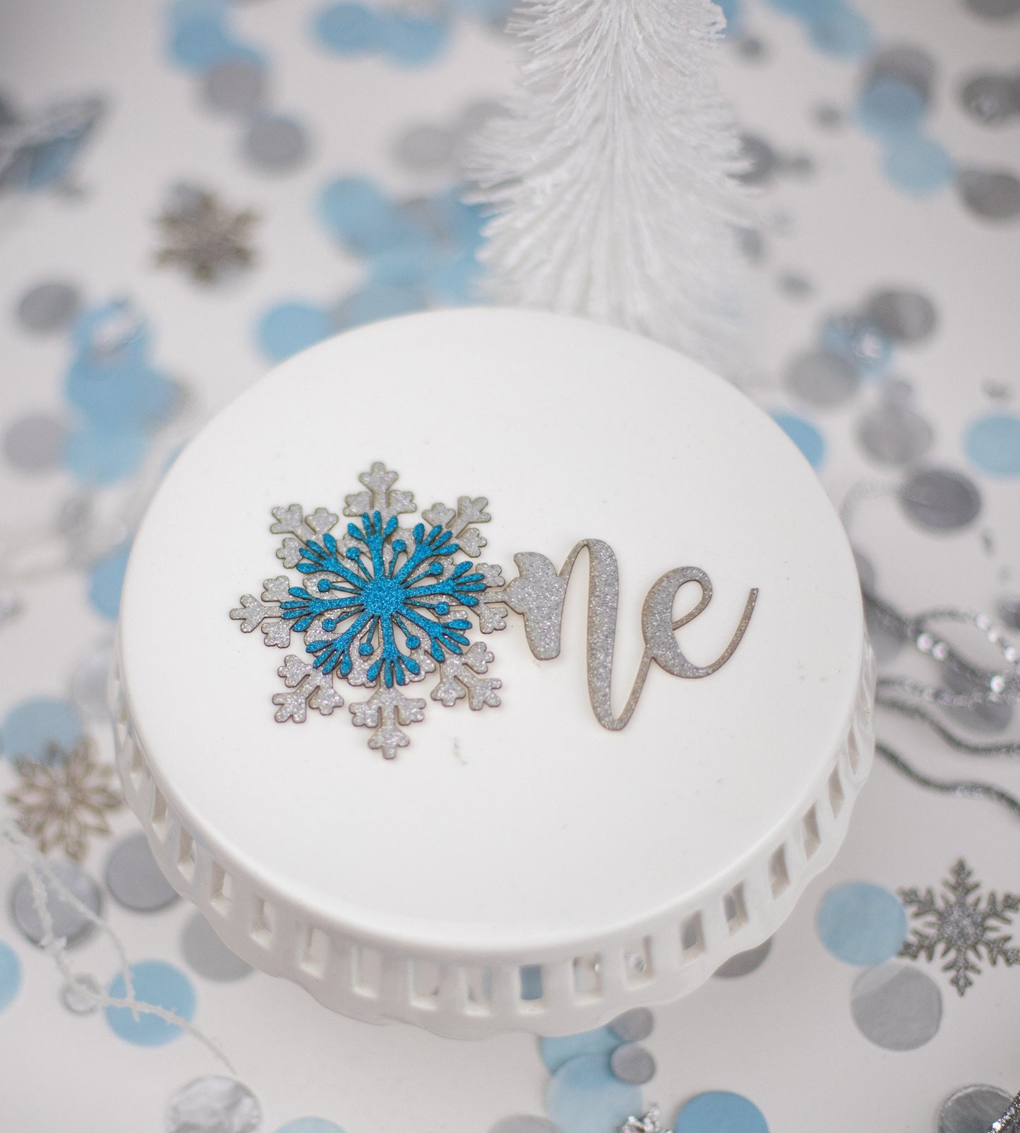 Winter Onederland, Mason Jar Tags, 1st Birthday Girl, Snowflake Centerpiece, Winter Wonderland, Set of 6
